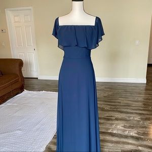 SOLD❤️‍🔥Chiffon square A-line gown (ruffle flutter straps)